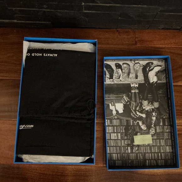 John Fluevog Poser Lisa Marie ELEGANT CROSS-STRAP HEEL - Picture 6 of 6